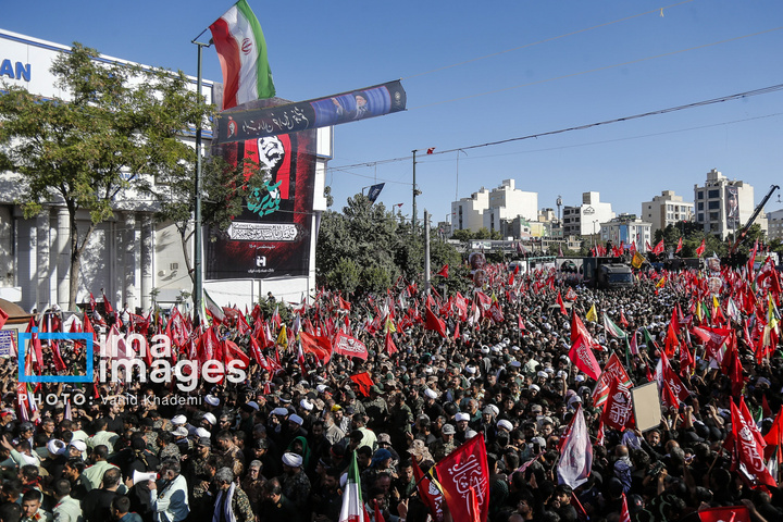 تشییع پیکر مطهر رهبر شهید انقلاب در مشهد - ۲
