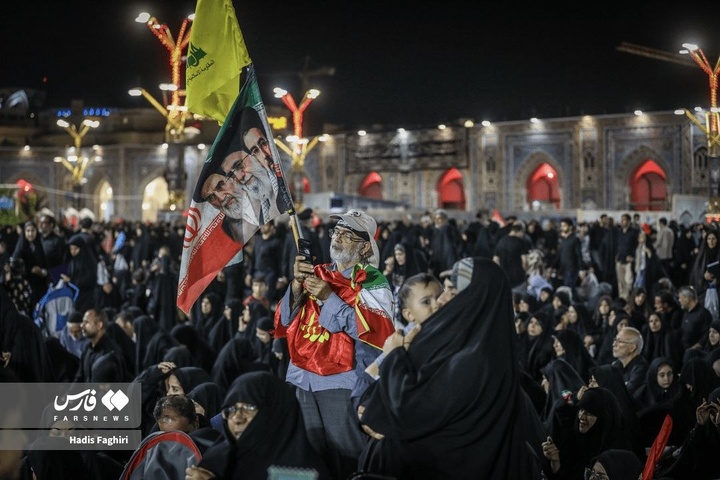 بزرگداشت رهبر شهید در حرم امام رضا(علیه السلام)