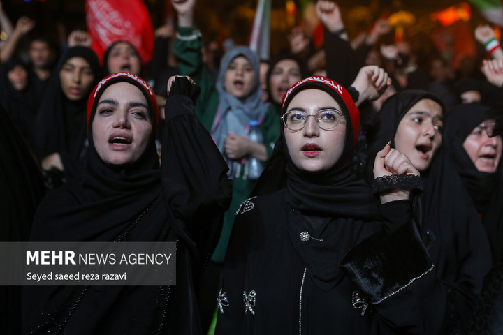 بزرگداشت «امام مجاهد شهید» در میدان انقلاب تهران