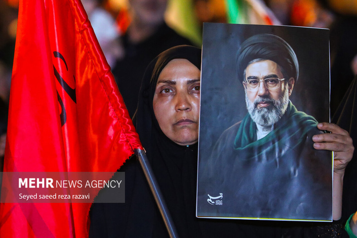 بزرگداشت «امام مجاهد شهید» در میدان انقلاب تهران