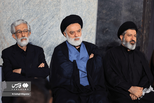 تصاویر فرزندان رهبر شهید انقلاب در مراسم بزرگداشت مشهد