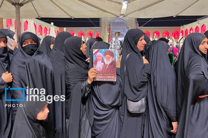 تشرف زائران برای زیارت مزار رهبر شهید انقلاب