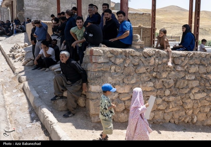 آیین سنتی «چَمَری» در سوگ رهبر شهید