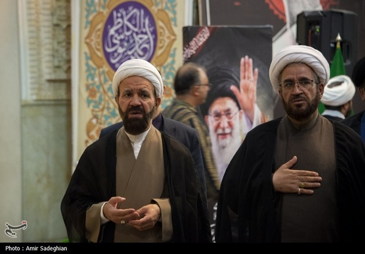 مراسم بزرگداشت رهبر شهید انقلاب در حرم مطهر حضرت شاهچراغ علیه السلام
