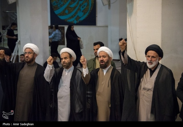 مراسم بزرگداشت رهبر شهید انقلاب در حرم مطهر حضرت شاهچراغ علیه السلام