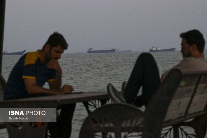 تنگه هرمز تا اطلاع ثانوی بسته است