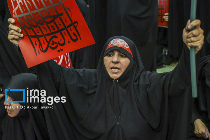 مراسم گرامیداشت رهبر شهید انقلاب در تهران