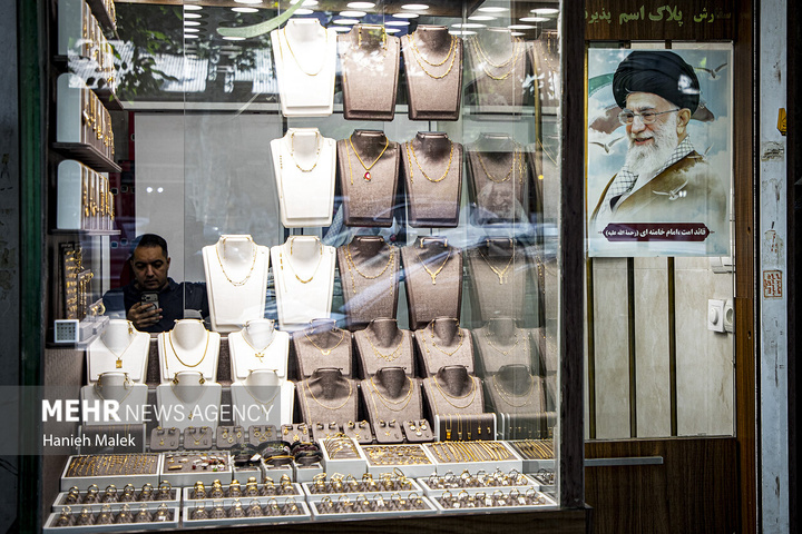 ارادت به «آقای شهید ایران» در بازار گرگان