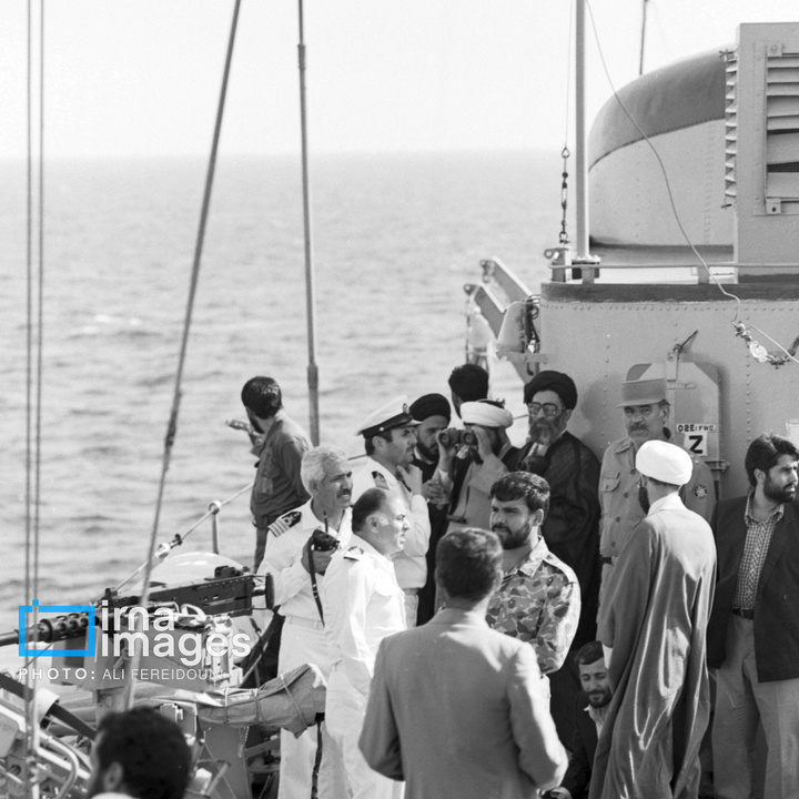 مانور دریایی در تنگه هرمز؛ مهر ۱۳۶۴