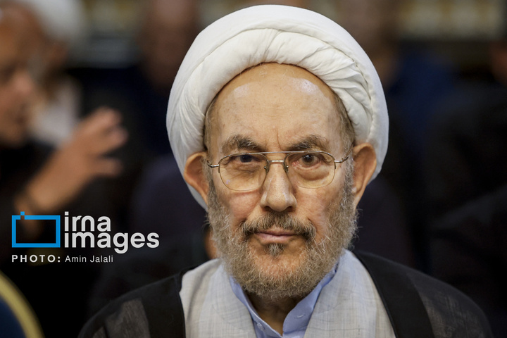 بزرگداشت رهبر شهید انقلاب در حسینیه جماران