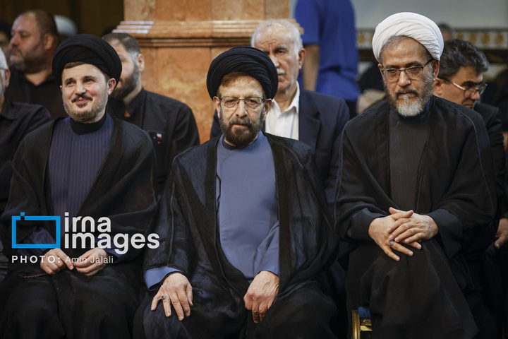 بزرگداشت رهبر شهید انقلاب در حسینیه جماران