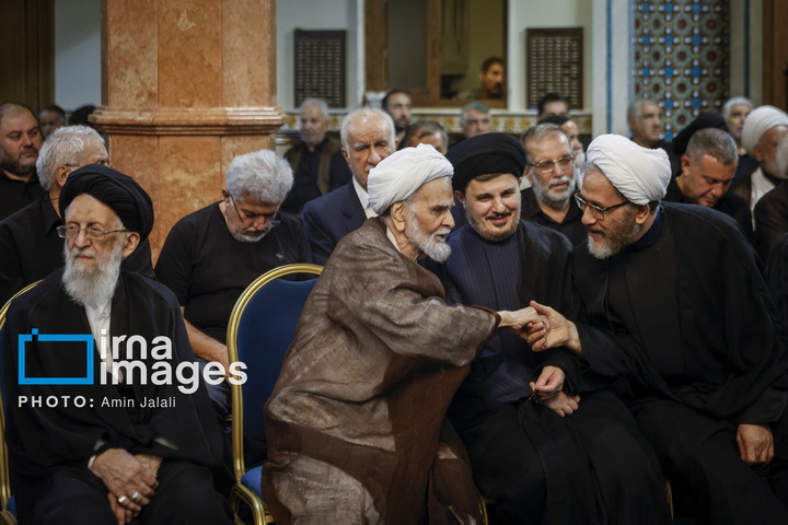بزرگداشت رهبر شهید انقلاب در حسینیه جماران