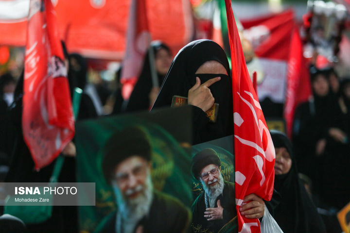 بزرگداشت شب هفت رهبر شهید انقلاب - حرم مطهر رضوی