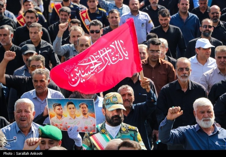 تشییع پیکر سه سرباز شهید پادگان بمپور در رفسنجان