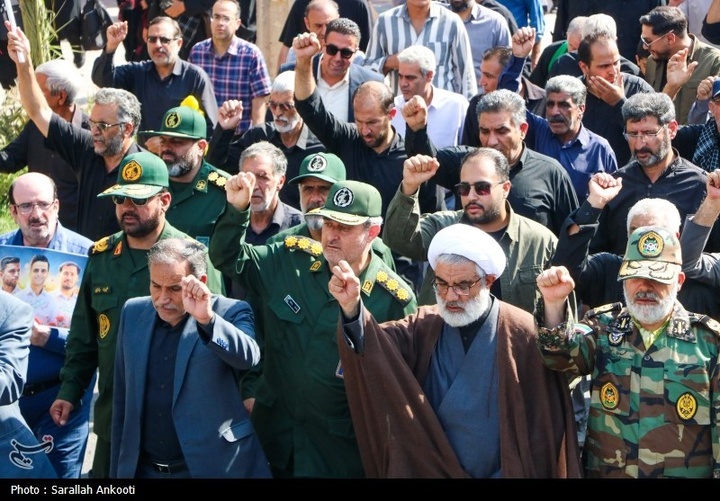 تشییع پیکر سه سرباز شهید پادگان بمپور در رفسنجان