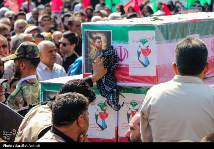 تشییع پیکر سه سرباز شهید پادگان بمپور در رفسنجان