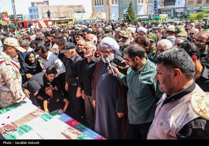 تشییع پیکر سه سرباز شهید پادگان بمپور در رفسنجان