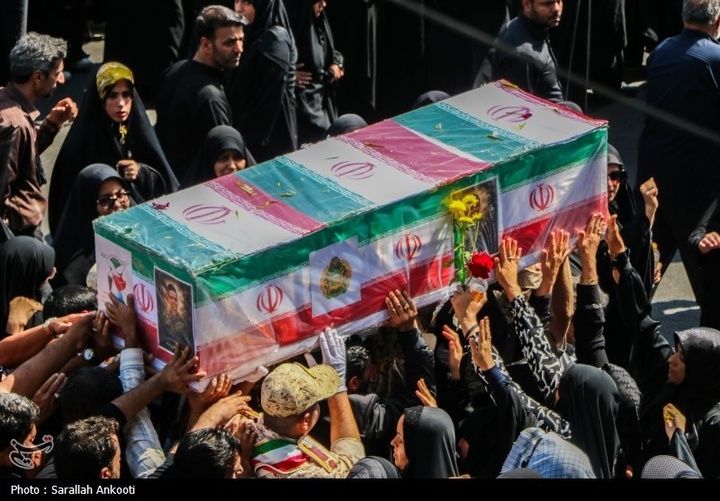 تشییع پیکر سه سرباز شهید پادگان بمپور در رفسنجان