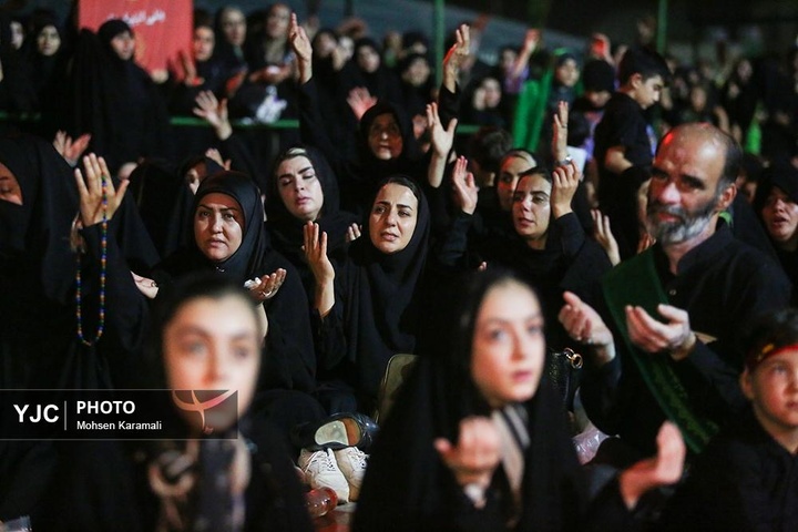 مراسم عزاداری سالروز شهادت حضرت رقیه سلام الله علیها در حرم حضرت معصومه  سلام الله علیها