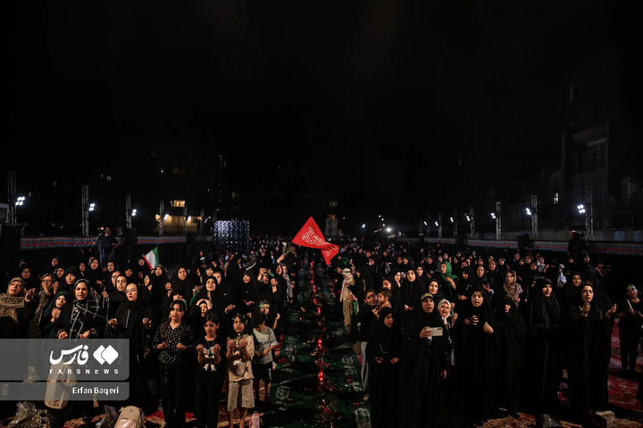 برپایی سفره حضرت رقیه  سلام الله علیها در تهران