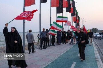 زنجیره انسانی جان ‌فدایان خلیج فارس - بندرعباس