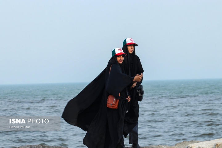 زنجیره انسانی جان ‌فدایان خلیج فارس - بندرعباس