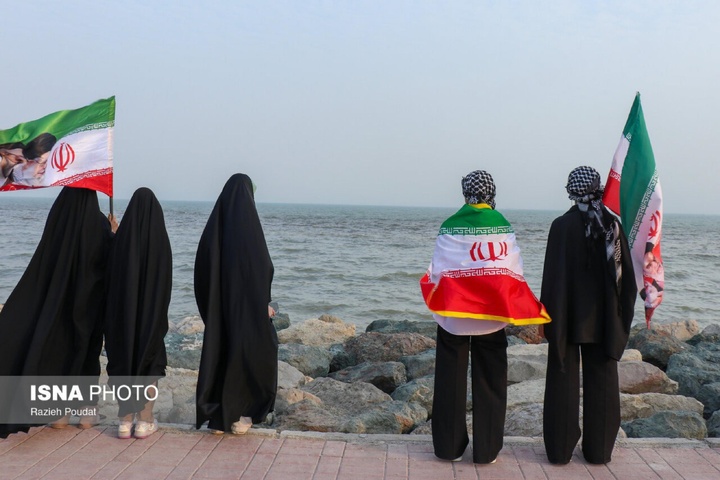 زنجیره انسانی جان ‌فدایان خلیج فارس - بندرعباس