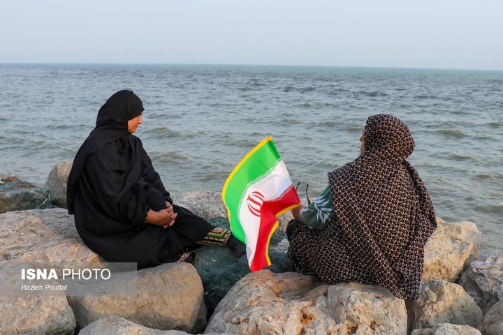 زنجیره انسانی جان ‌فدایان خلیج فارس - بندرعباس