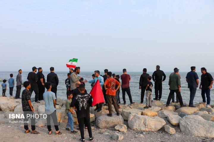 زنجیره انسانی جان ‌فدایان خلیج فارس - بندرعباس