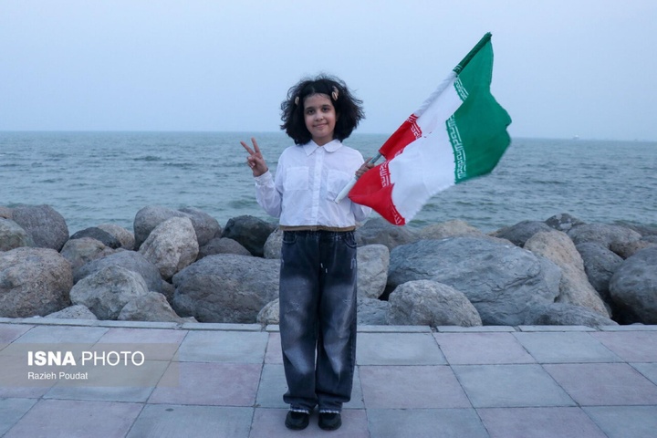 زنجیره انسانی جان ‌فدایان خلیج فارس - بندرعباس