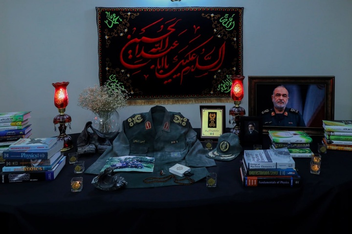 دیدار اعضای دفتر حفظ و نشر آثار رهبر شهید با خانوادۀ شهید سلامی