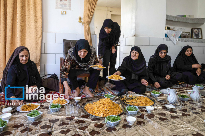 مردی میان دو جبهه