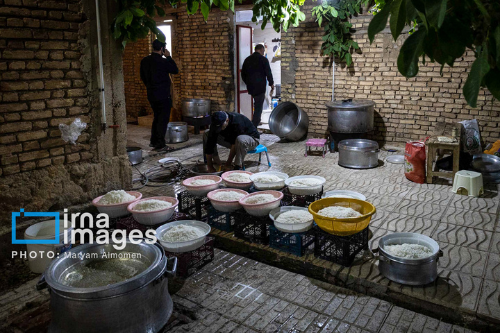 مردی میان دو جبهه