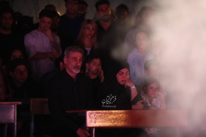 خانواده شهید ماکان نصیری مهمان اختتامیه «مشق ناتمام»