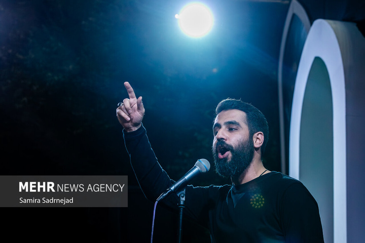 صد و چهل و ششمین شب حضور تهرانی‌ها در میدان انقلاب