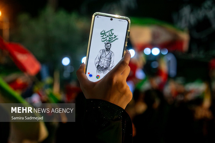 صد و چهل و ششمین شب حضور تهرانی‌ها در میدان انقلاب