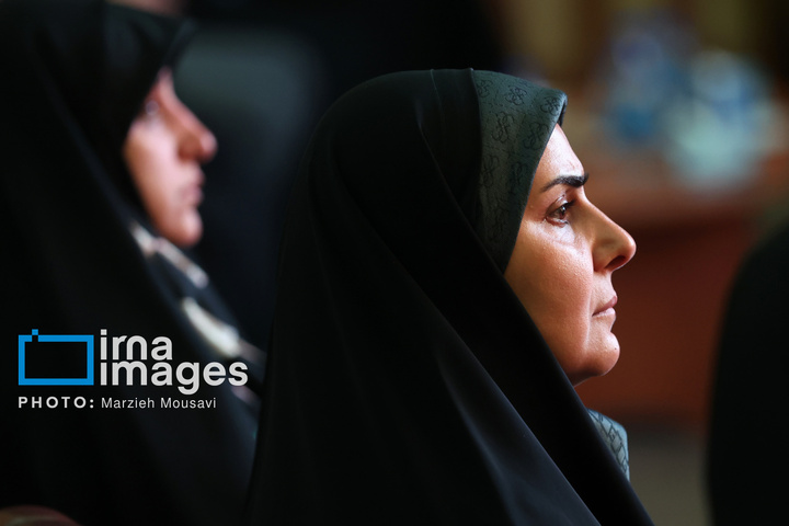 مراسم بزرگداشت بانوان شهیده جنگ‌های تحمیلی