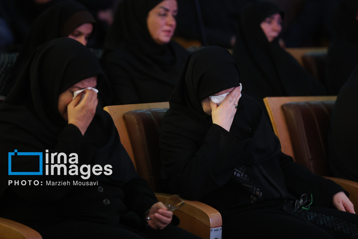 مراسم بزرگداشت بانوان شهیده جنگ‌های تحمیلی