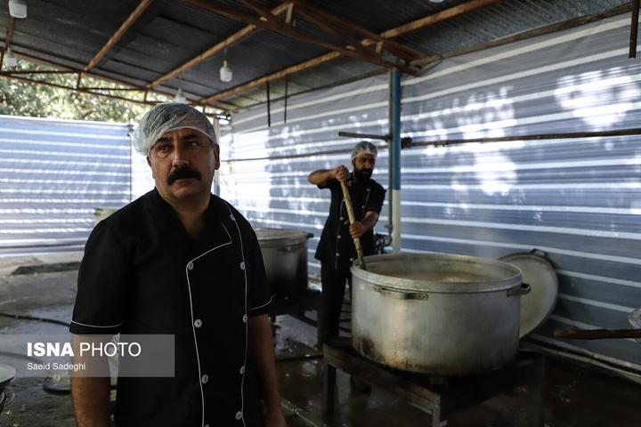 تردد زائران اربعین حسینی و خدمات‌رسانی مواکب در مسیر کربلا - ایلام