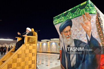 بزرگداشت رهبر شهید انقلاب اسلامی در حرم امیرالمومنین علیه السلام