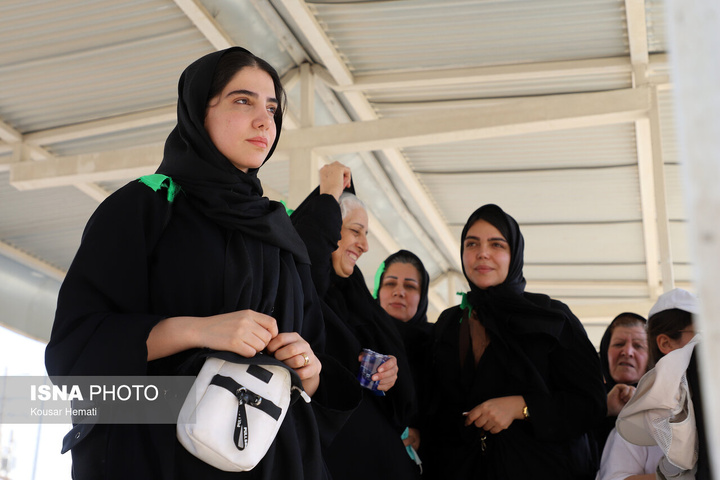 عبور اولین کاروان‌های زائرین اربعین حسینی از مرز سومار