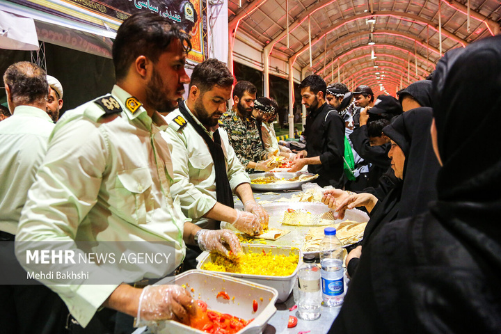 تردد زوار اربعین حسینی از مرز خسروی