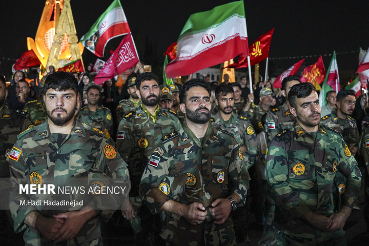 وداع با پیکر شهید سرتیپ دوم خلبان مجید کاظمی در شیراز