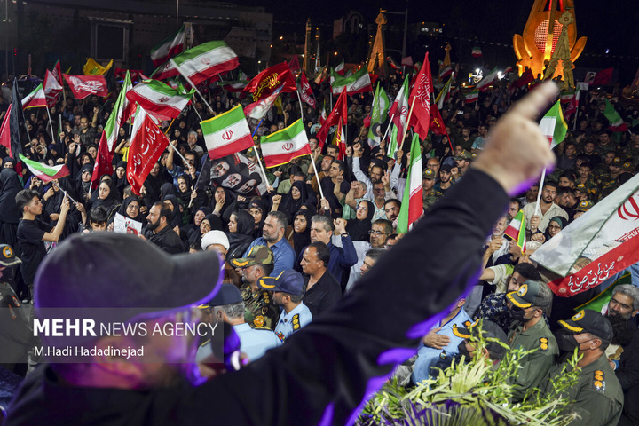 وداع با پیکر شهید سرتیپ دوم خلبان مجید کاظمی در شیراز