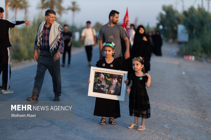 هزار چهره، یک ارادت