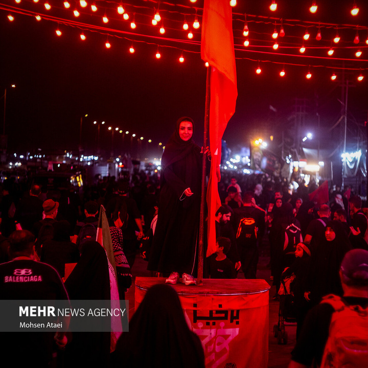 پرچم خونخواهی رهبر شهید انقلاب در طریق‌الحسین علیه السلام