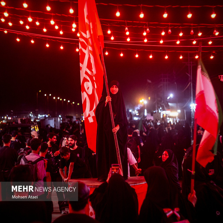 پرچم خونخواهی رهبر شهید انقلاب در طریق‌الحسین علیه السلام