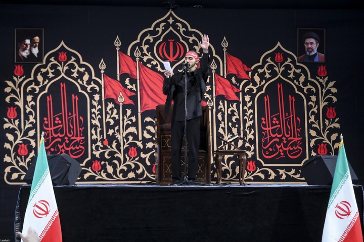 مراسم عزاداری اربعینِ حسینی در جوار محل شهادت رهبر انقلاب