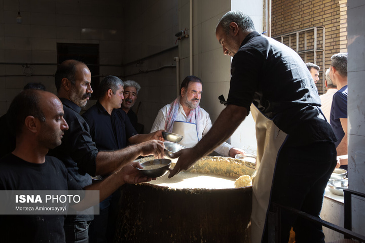 آیین تعزیه‌خوانی اربعین در روستای احمدآباد - میانجلگه