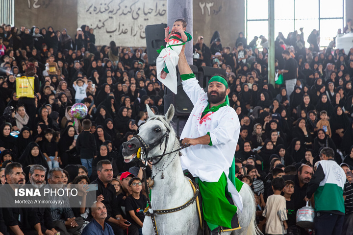 آیین تعزیه‌خوانی اربعین در روستای احمدآباد - میانجلگه